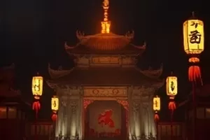 剧集《午夜气象站》山顶气象站雷达天线